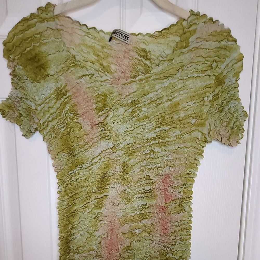 3/$20 Directives Short Sleeve Popcorn Bubble Crinkle Super Stretchy Magic Shirt